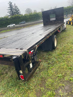 2003 International 4300 Flatbed